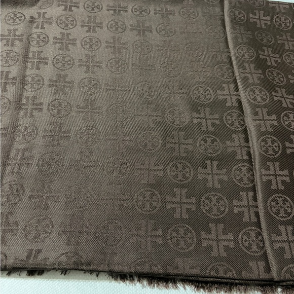 Tory Burch Dark Roast Fringe Scarf - Picture 8 of 10